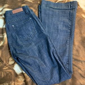 Women’s Rock and Roll Jeans. Size 29•36